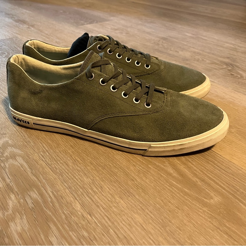 Suede Seavees Shoes (Size 13)